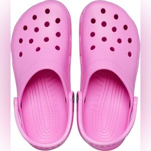 WOMENS PINK CROCS!